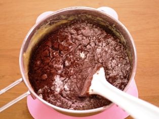 クリスマスの簡単チョコレートケーキ02