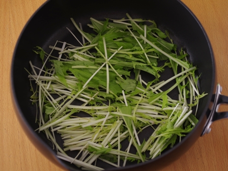 水菜と鶏の植木鉢風フォトジェニック鍋01