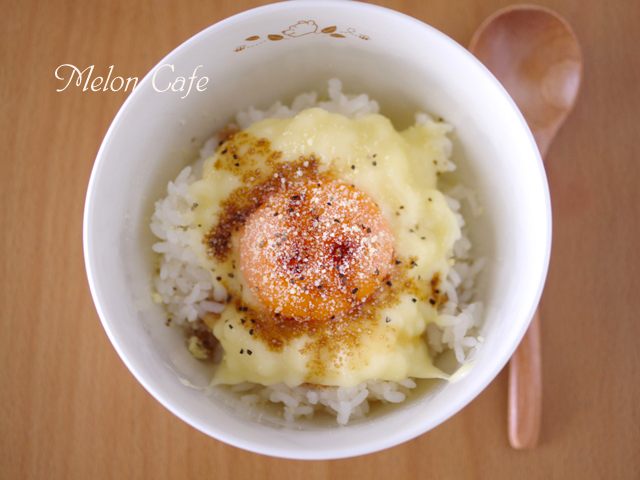 濃すぎるかもダブルチーズたまご丼