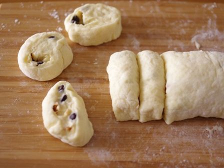 ホットケーキミックスで簡単手軽ナッツチョコのプチパン04