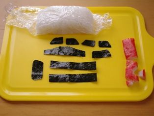 簡単パトカーのキャラ弁当02