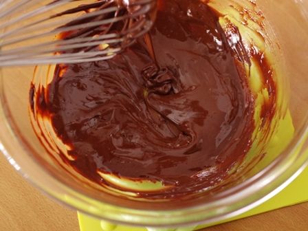 簡単手順で本格ガトーオショコラのクリスマスケーキ07