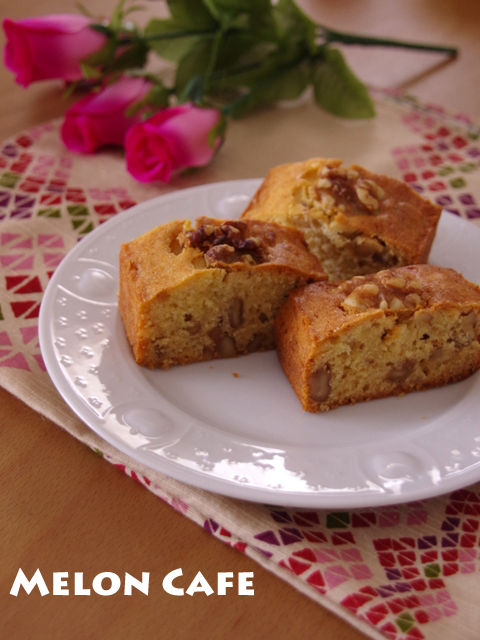 くるみたっぷり蜂蜜パウンドケーキa