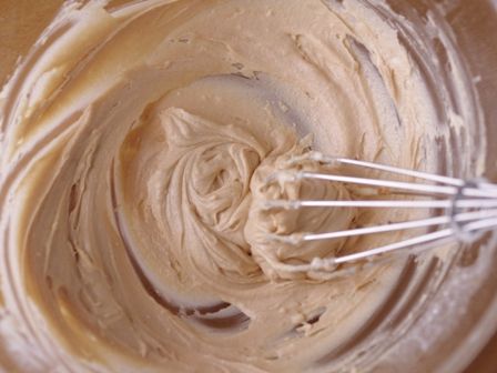 ホワイトチョコレートとシナモンシュガーのポルボロン03