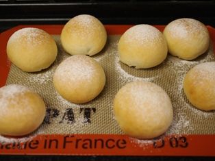 梅そぼろ入り、梅香るおかずパン07