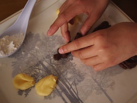 ホットケーキミックスでつくる簡単2色デコクッキー05
