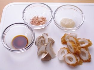 八重たんのバランスしっかりキャラ弁当06
