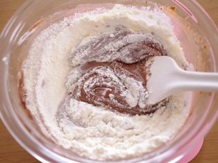 香ばしアーモンドのチョコレートブラウニー04