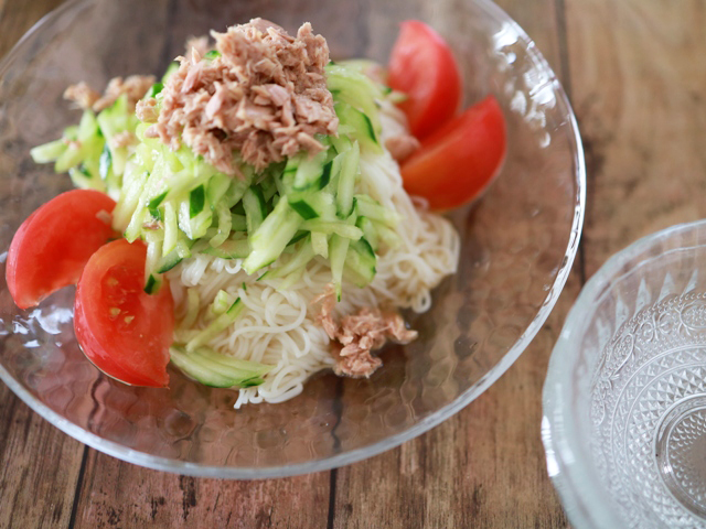シャキッときゅうりの彩り冷やしそうめん00