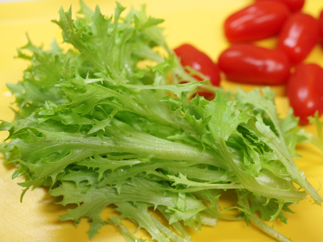 野菜も一緒に簡単が肉入りポテトサラダ02