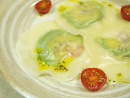 ラビオリ盛り付け