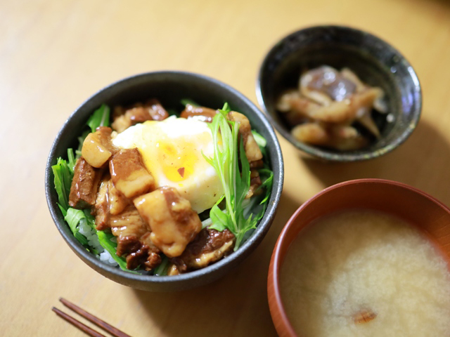 缶詰で角煮丼_02