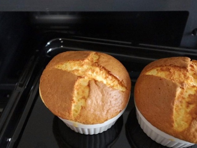 「分厚いホットケーキ」レシピ09