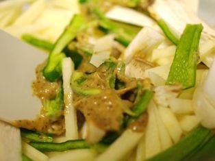 旨炒めペーストでつくる、レンジでじゃがいも炒め03