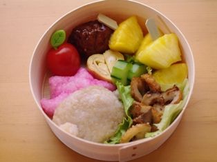 八重たんのバランスしっかりキャラ弁当02