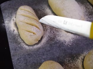 バケット切り込み