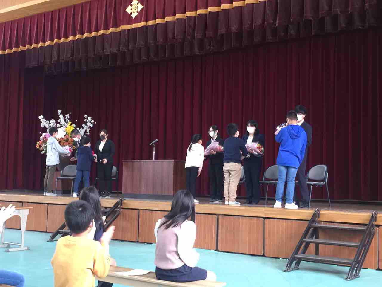 小学校の離任式に来賓として出席しました 裏京都探偵団