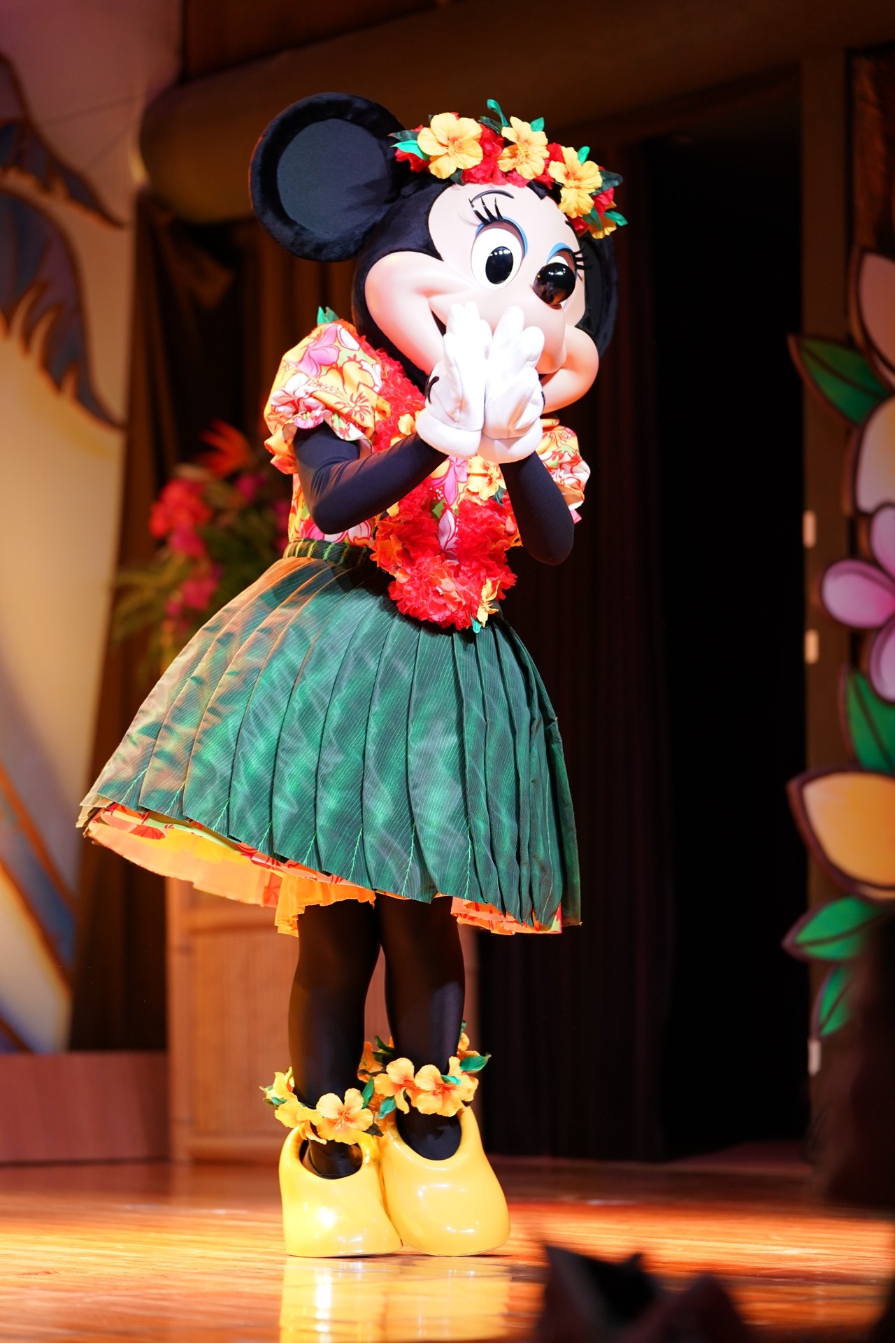 ディズニー行きをプロデュース Rabbit In Dawn