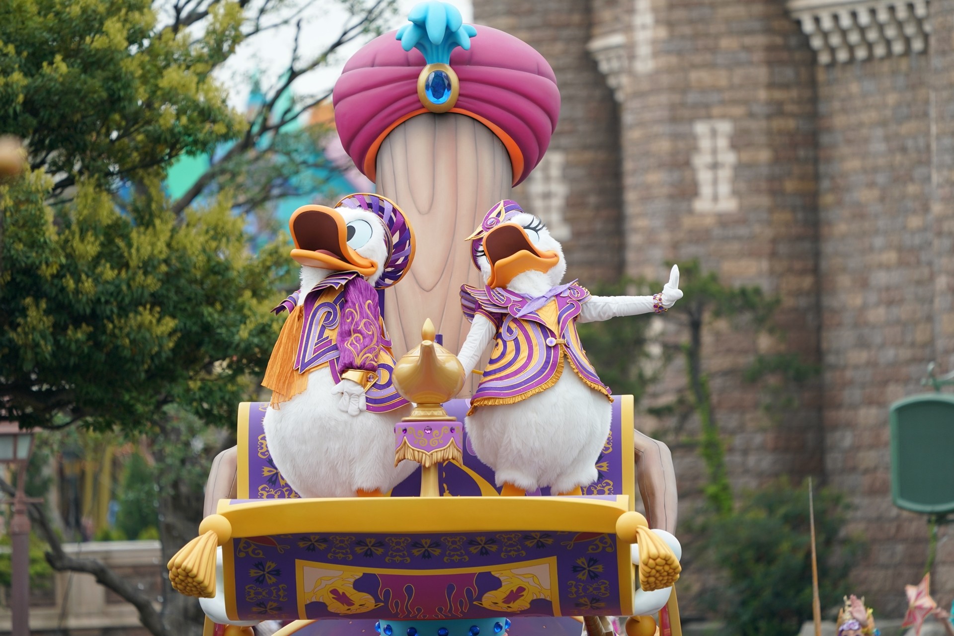 買い物依存症 Rabbit In Dawn