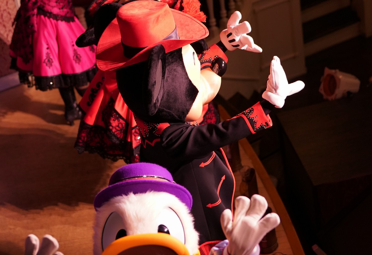 不幸を呼ぶ男 Rabbit In Dawn 不幸を呼ぶ男 Rabbit In Dawn
