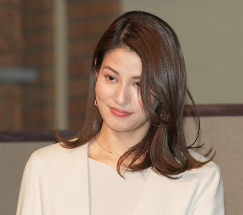 フジテレビアナの新たな道：永島優美と椿原慶子のW退社の真相