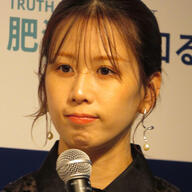 心の不安と戦う：元AKBメンバー大家志津香の自律神経失調症体験