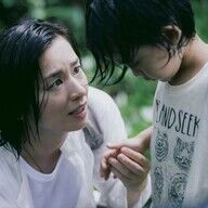 尾野真千子が『ライオンの隠れ家』第1話で魅せたサプライズ登場の瞬間
