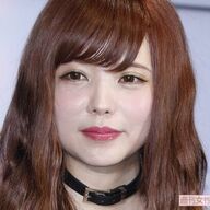 【悲報】益若つばさ、ヒアルロン酸除去したけど見た目が別人！ツッコミ殺到