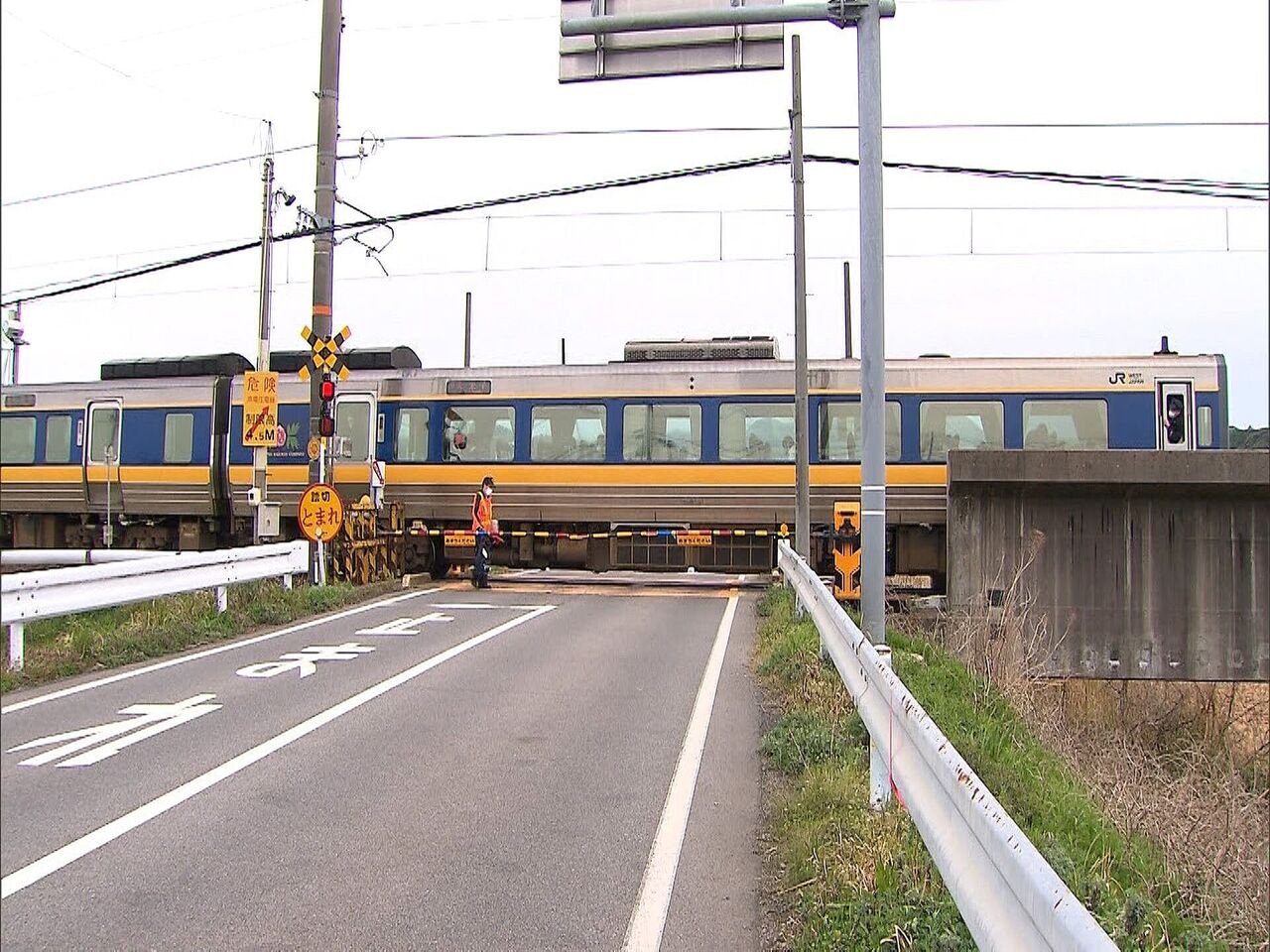 男児がJR特急にはねられた悲劇の詳細。「夜の線路を裸足で歩く姿目撃」