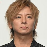 全体的にちょっと古い？松岡充が53歳でも輝く理由とその魅力