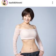 62歳のカリスマトレーナー樫木裕実さんの最新ショットに驚愕！