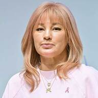 梅宮アンナ、右胸なくして水着姿、夫の優しさが神すぎる。