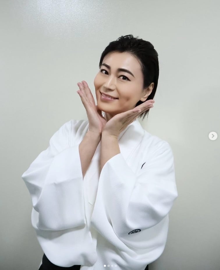 氷川きよし、3カ月で10キロ減！何があった！？