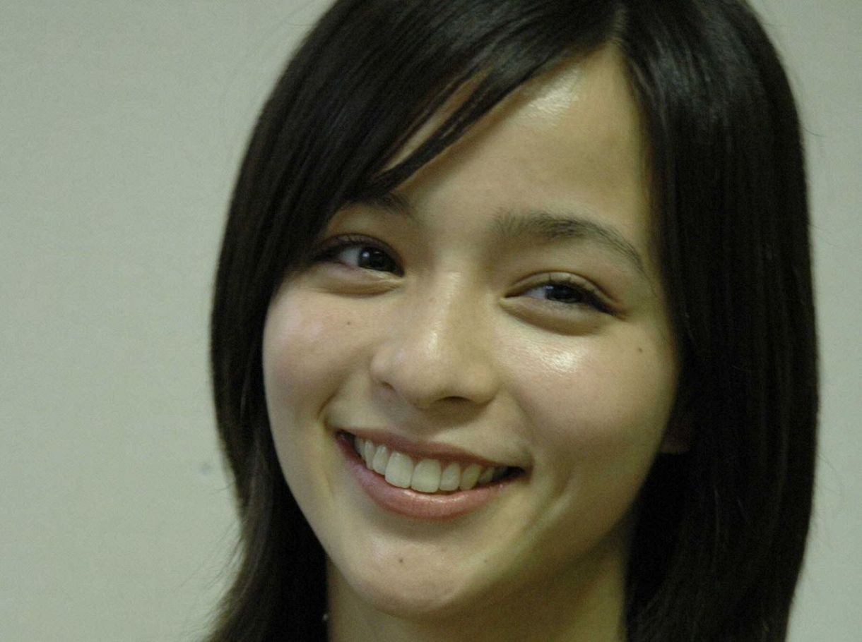 【悲報】加藤ローサ、過去投稿が意味深すぎて草ｗｗ