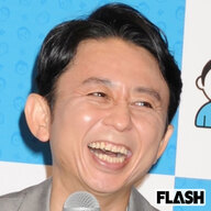 ネットが激怒！有吉弘行番組の執拗な体型いじりについて