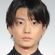 伊藤健太郎の新恋人、吉田凜音が自撮りを公開！元カノに似てる！