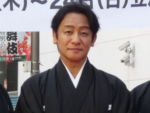 舞台装置との接触で骨折！片岡愛之助の状態と今後の展望