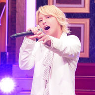 手越祐也のポジティブ思考のルーツに迫る！母のゲリラ出演がもたらした奇跡