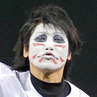 樽美酒研二のすっぴんが話題に！驚愕のビジュアル系ボーカル姿