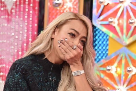 性別適合手術後のビキニ姿はこれだ！！40歳タレント GENKING衝撃ショット！！