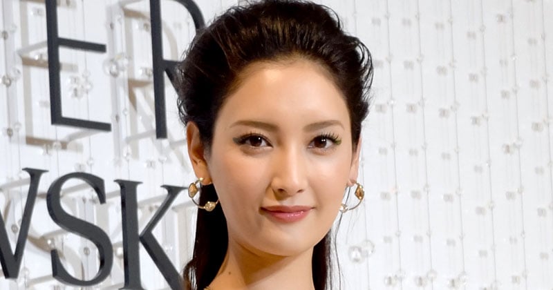 少ない布面積！菜々緒のビキニスタイル徹底解剖