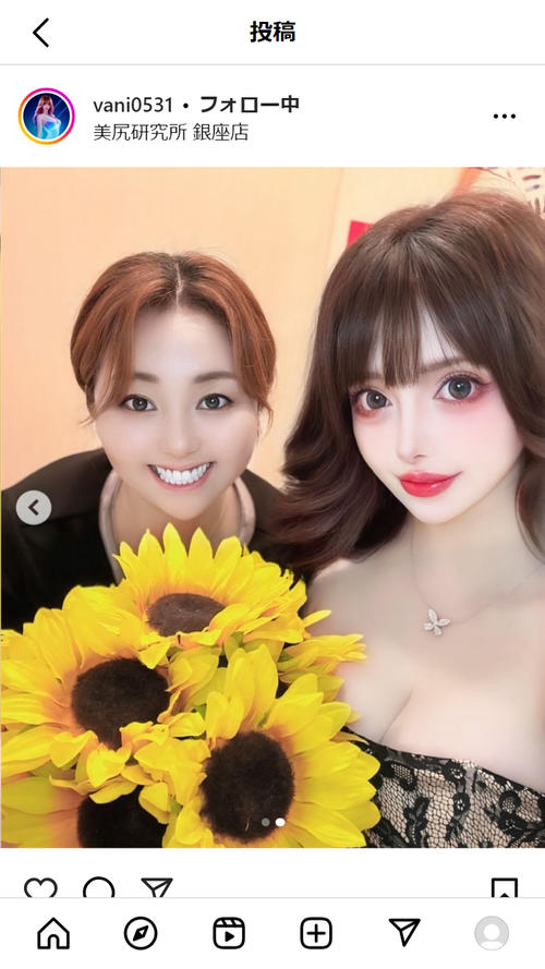 はち切れそうな美ボディ！ヴァニラがチューブトップドレスでセクシーさ全開！