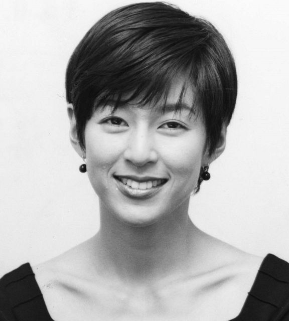 「痩せすぎて心配」鈴木保奈美の最新姿と娘との絆