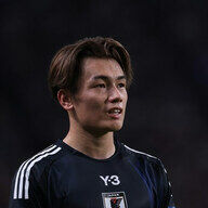上田綺世が語る：サッカー日本代表FWの試練と成長