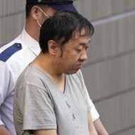 一直線に衝撃の路上暴力：新宿で起きた女性刺殺事件の詳細と背景