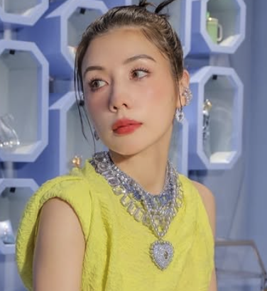 仲里依紗の「19番目のカルテ」に見る口元の違和感。切実美容事情。