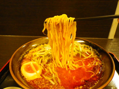 2019_0406_辛味噌ラーメン（麺）