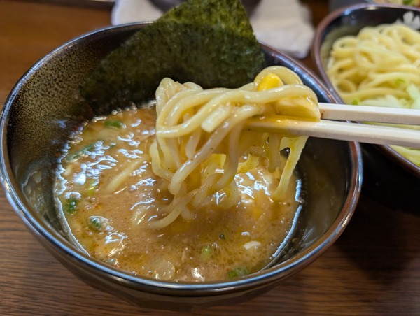 PXL_20241213_025639168