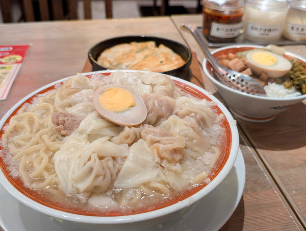 PXL_20250903_021149083.RAW-01.COVER