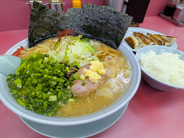 PXL_20251004_082116850.RAW-01.COVER